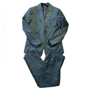 Women’s Forest Green 2 Piece Suit Set Blazer & Pants Size 12 Wedding/Workwear